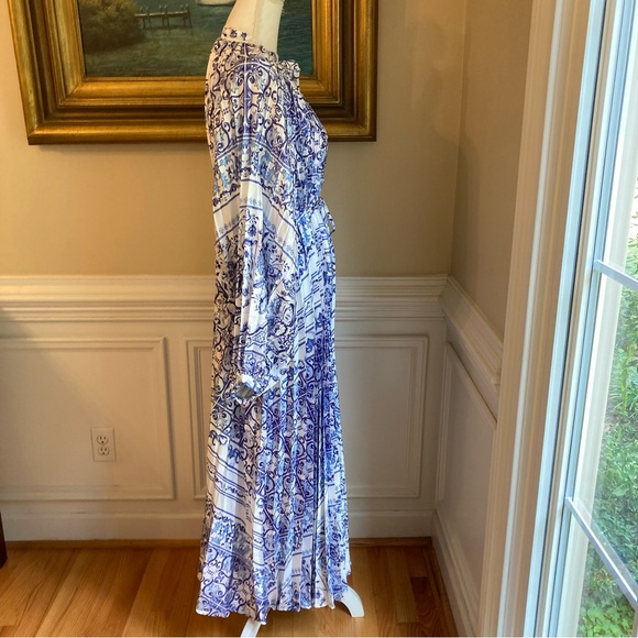 CHICWISH Blue White Tile Italian Print Pleated Long Sleeve Maxi Dress - Picture 4 of 14